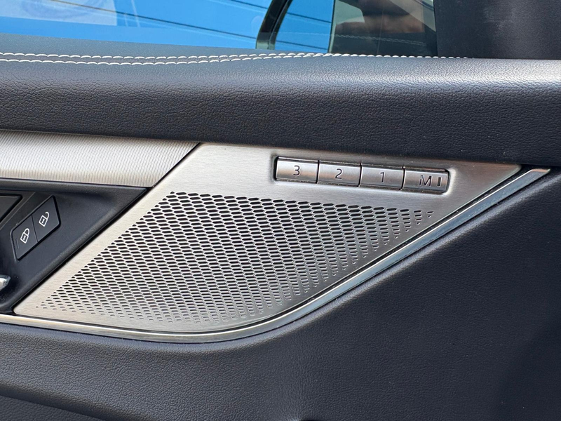 Jaguar F-Pace F-Pace P400 AWD R-Dynamic S — photo 13