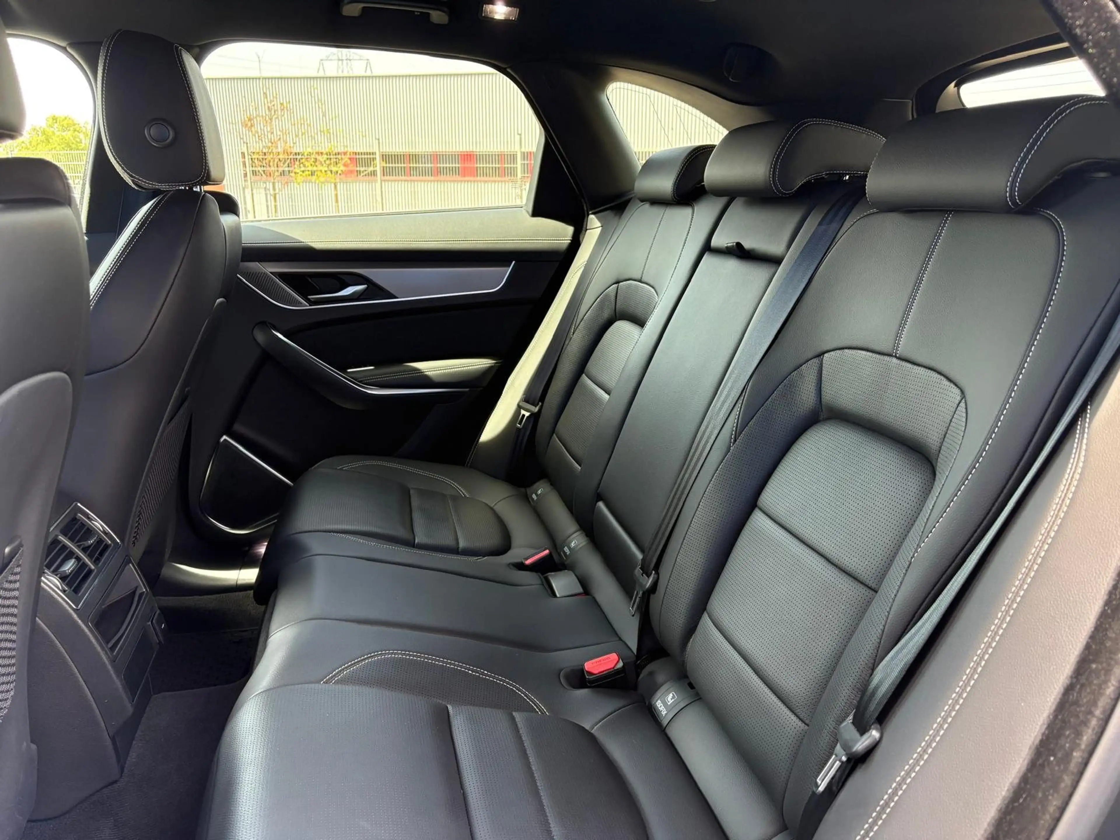 Jaguar F-Pace F-Pace P400 AWD R-Dynamic S — photo 6