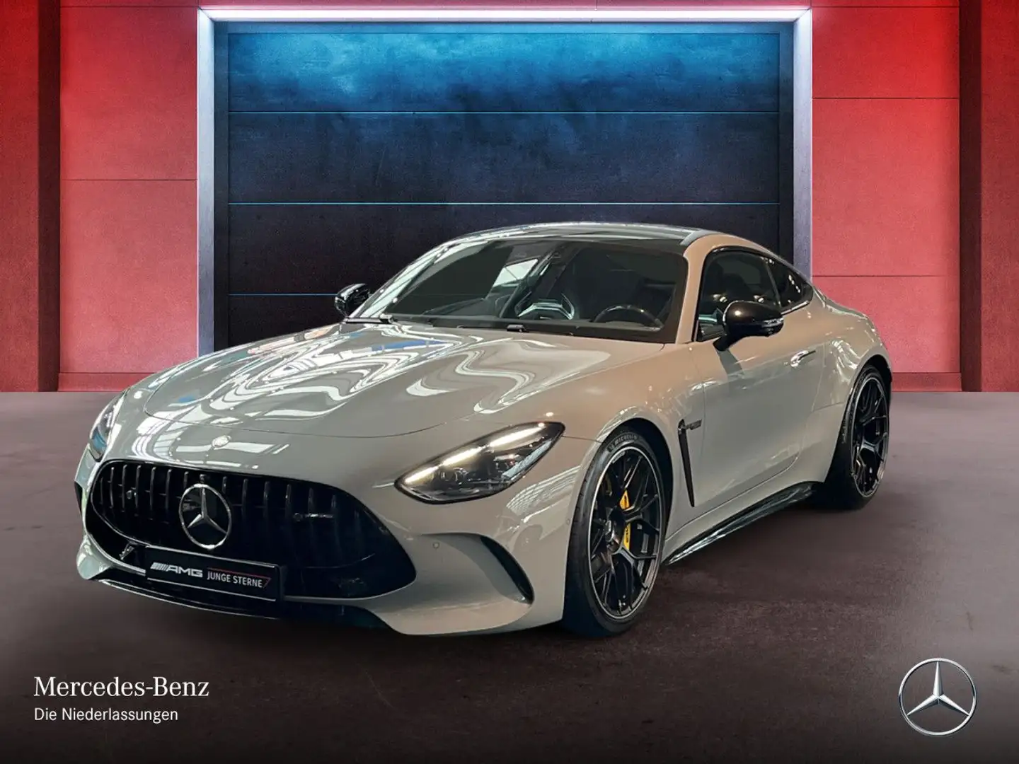 Mercedes-Benz AMG GT 63  Cp. 4M Perf-Sitze 360° Pano Burmester Grau - 2