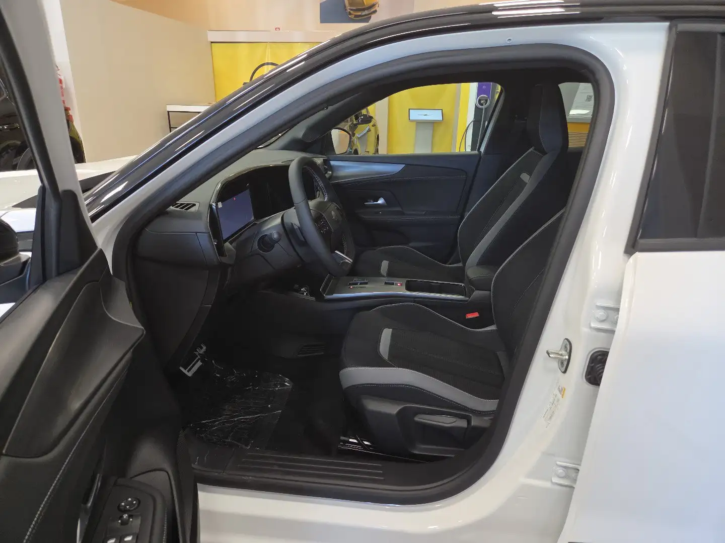 Opel Mokka 1.2 Turbo GS Bianco - 2
