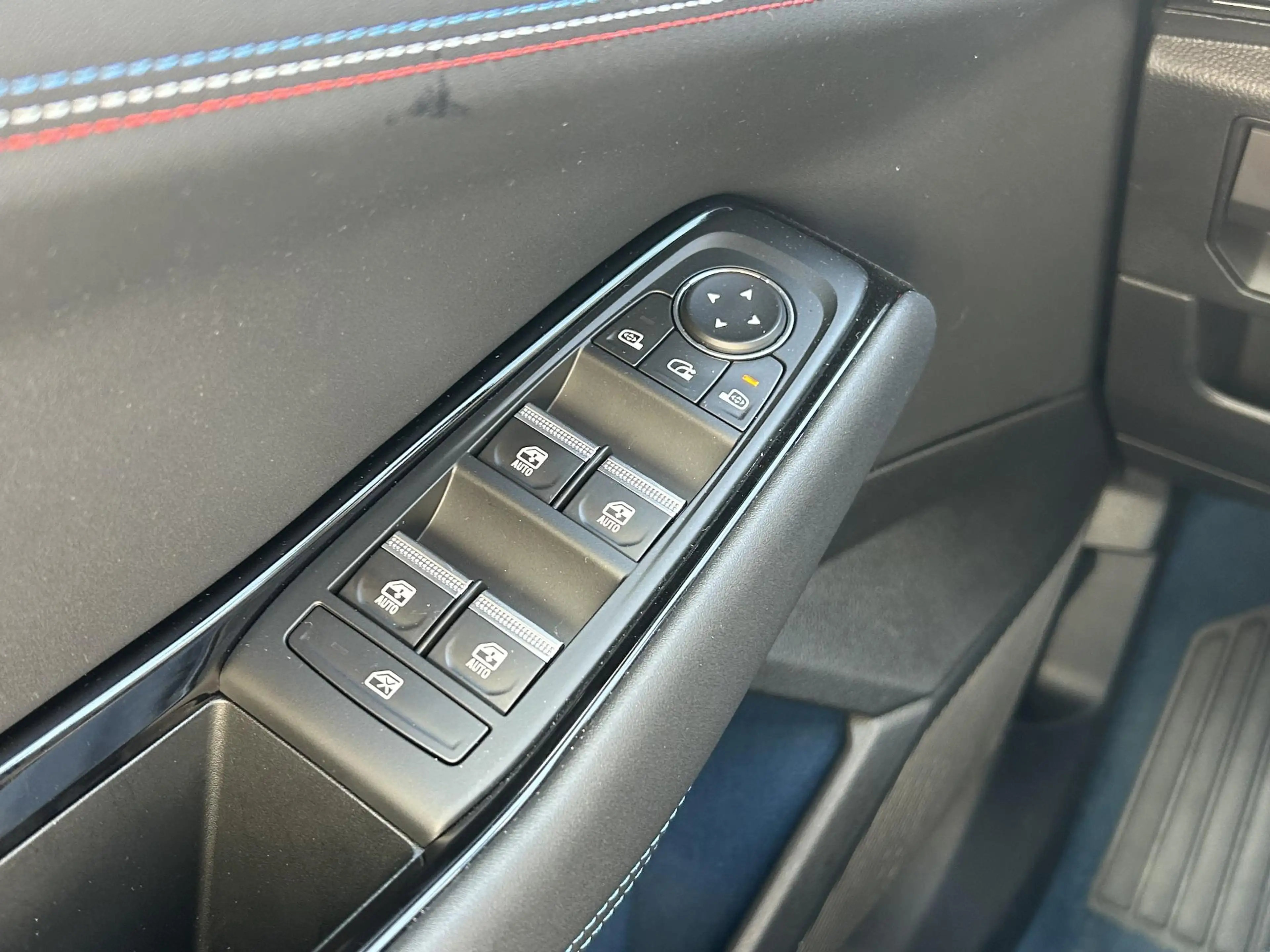 Renault Rafale 1.2 E-Tech 4x4 plug-in hybrid 300 esprit Alpine | — photo 15