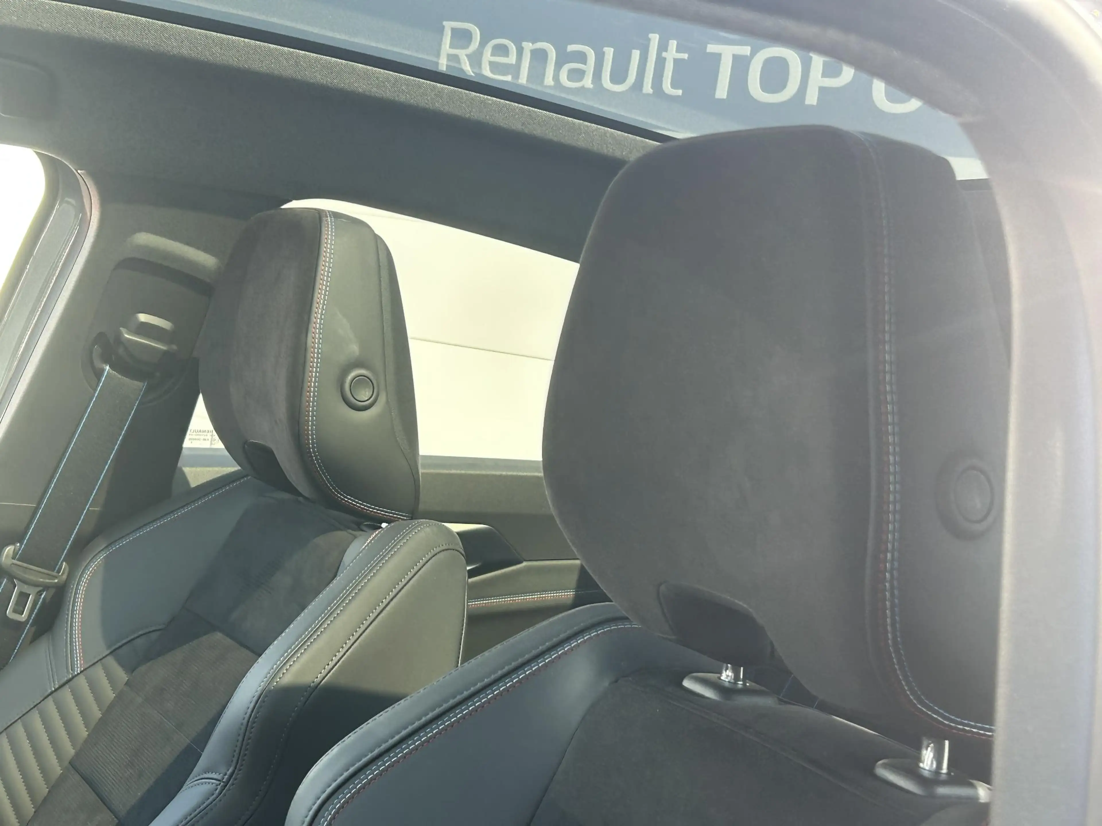 Renault Rafale 1.2 E-Tech 4x4 plug-in hybrid 300 esprit Alpine | — photo 7