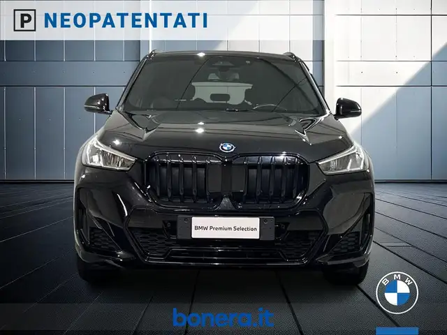 BMW X1 view 3