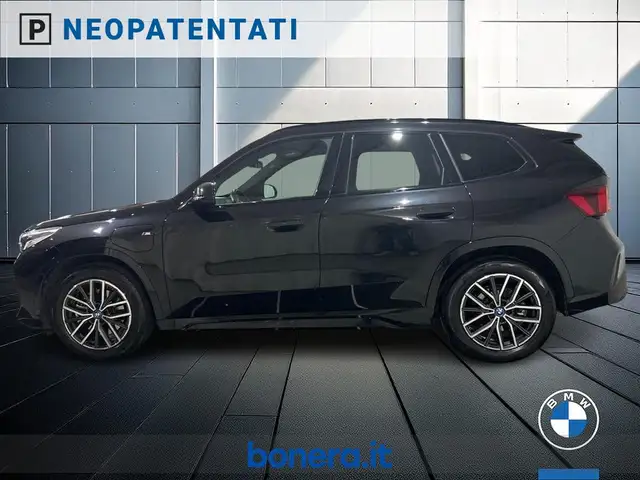 BMW X1 view 9