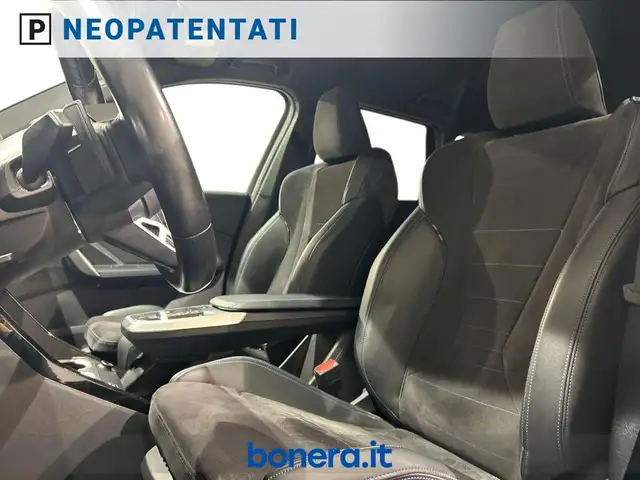 BMW X1 view 14