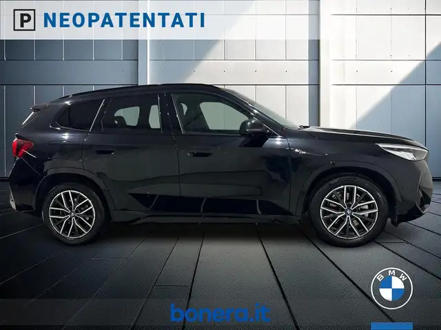 BMW X1 view 5