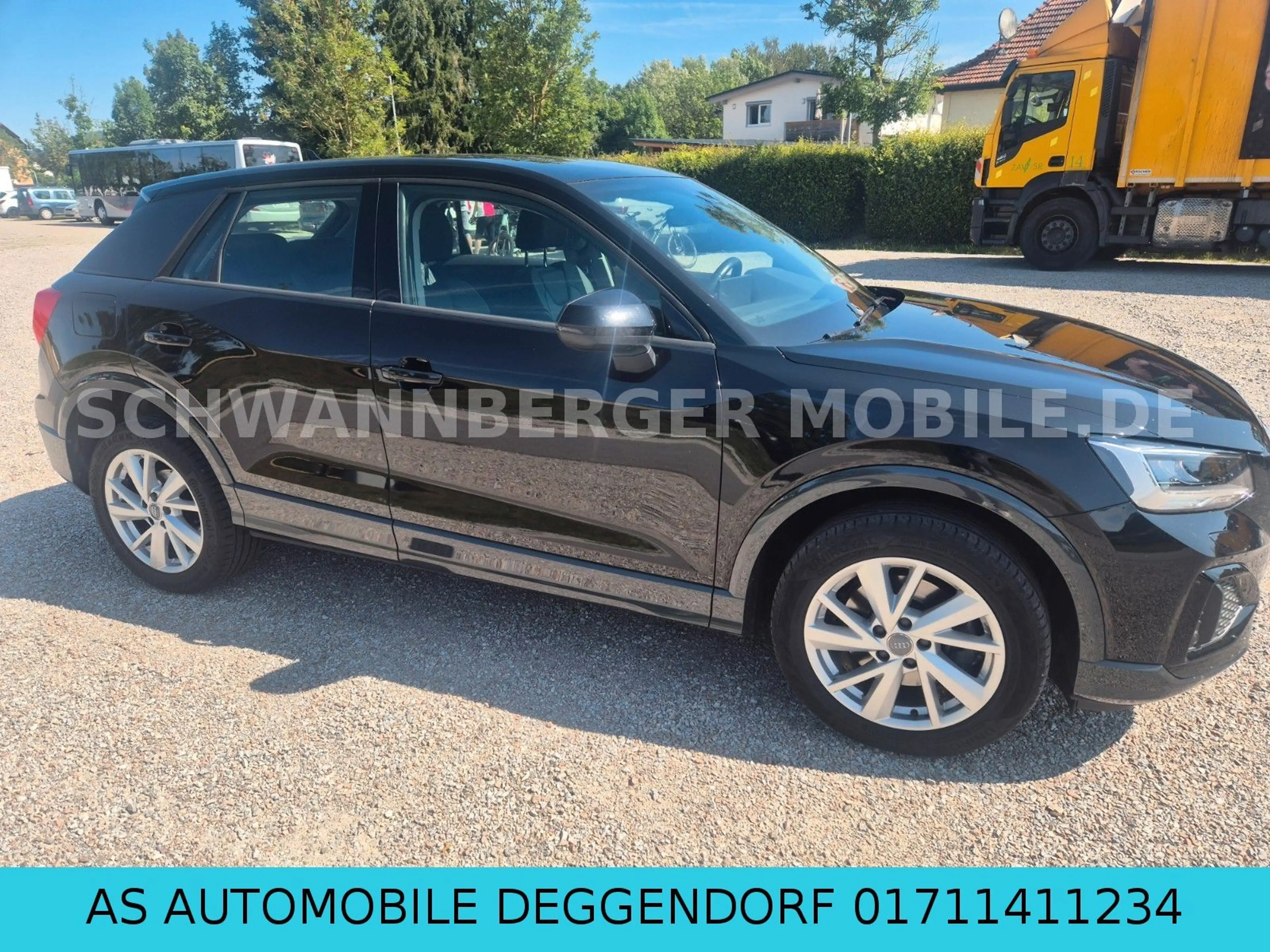 Audi Q2 35 TDI quattro advanced — photo 2