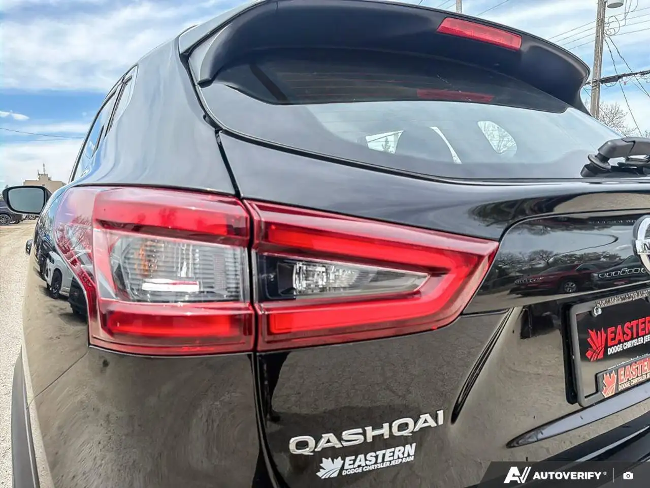 Nissan Qashqai снимка Nissan Qashqai