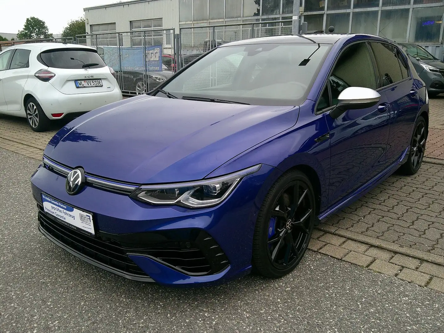 Volkswagen Golf VIII Lim. R320 4Motion Bleu - 1