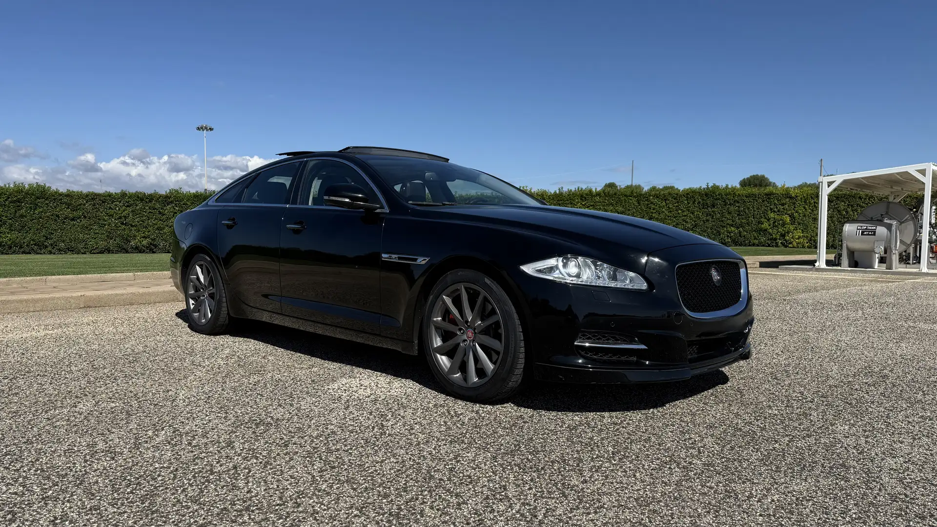 Jaguar XJ XJ IX 2010 3.0d V6 Premium Luxury auto my13 Negro - 2