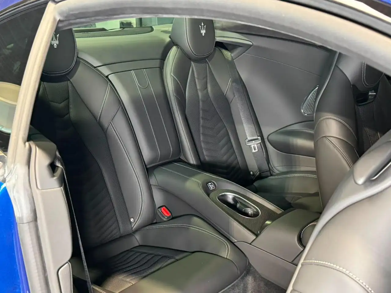 Maserati GranTurismo 2025 — фото 10