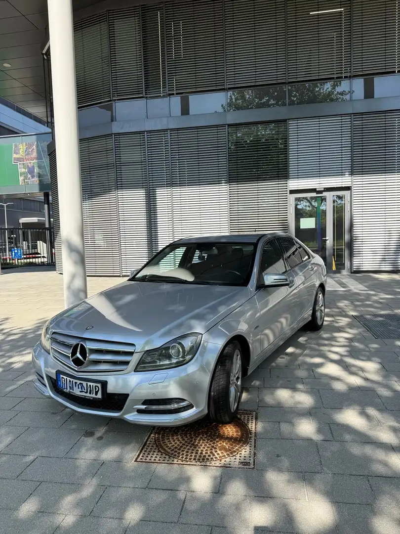 Mercedes-Benz C 300 C 300 CDI BlueEfficiency 4Matic (204.092) Grijs - 2