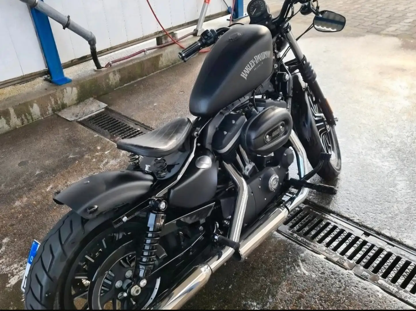 Harley-Davidson Iron 883 Negro - 2