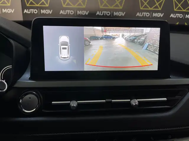 DR Automobiles DR5.0 view 12