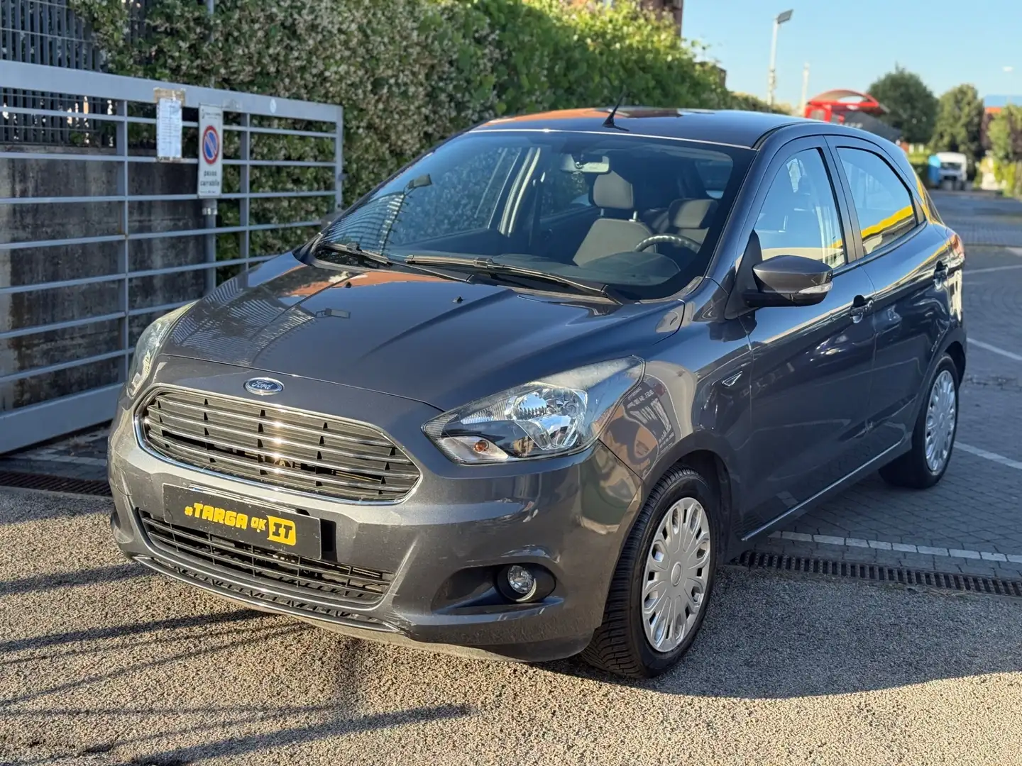 Ford Ka/Ka+ 1.2 Ti-VCT Ultimate GARANTITA Grigio - 1