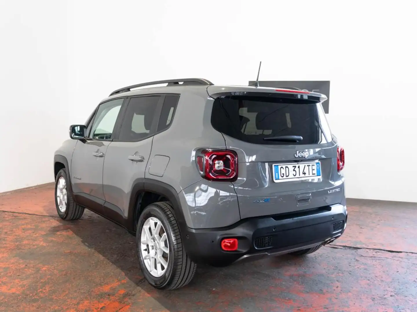 Jeep Renegade 4xe 1.3 T4 190 CV Grijs - 2