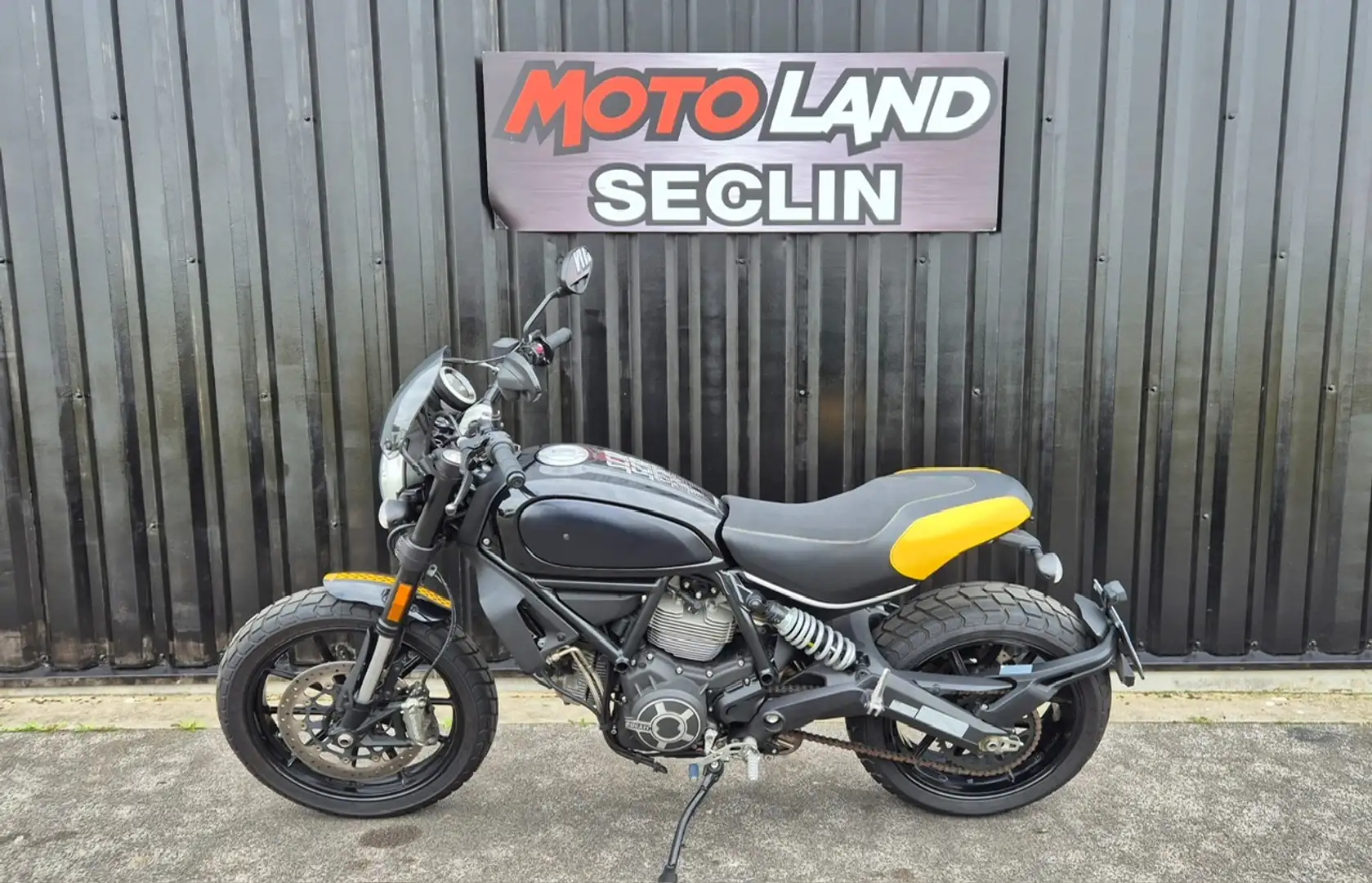 Ducati Scrambler Noir - 2