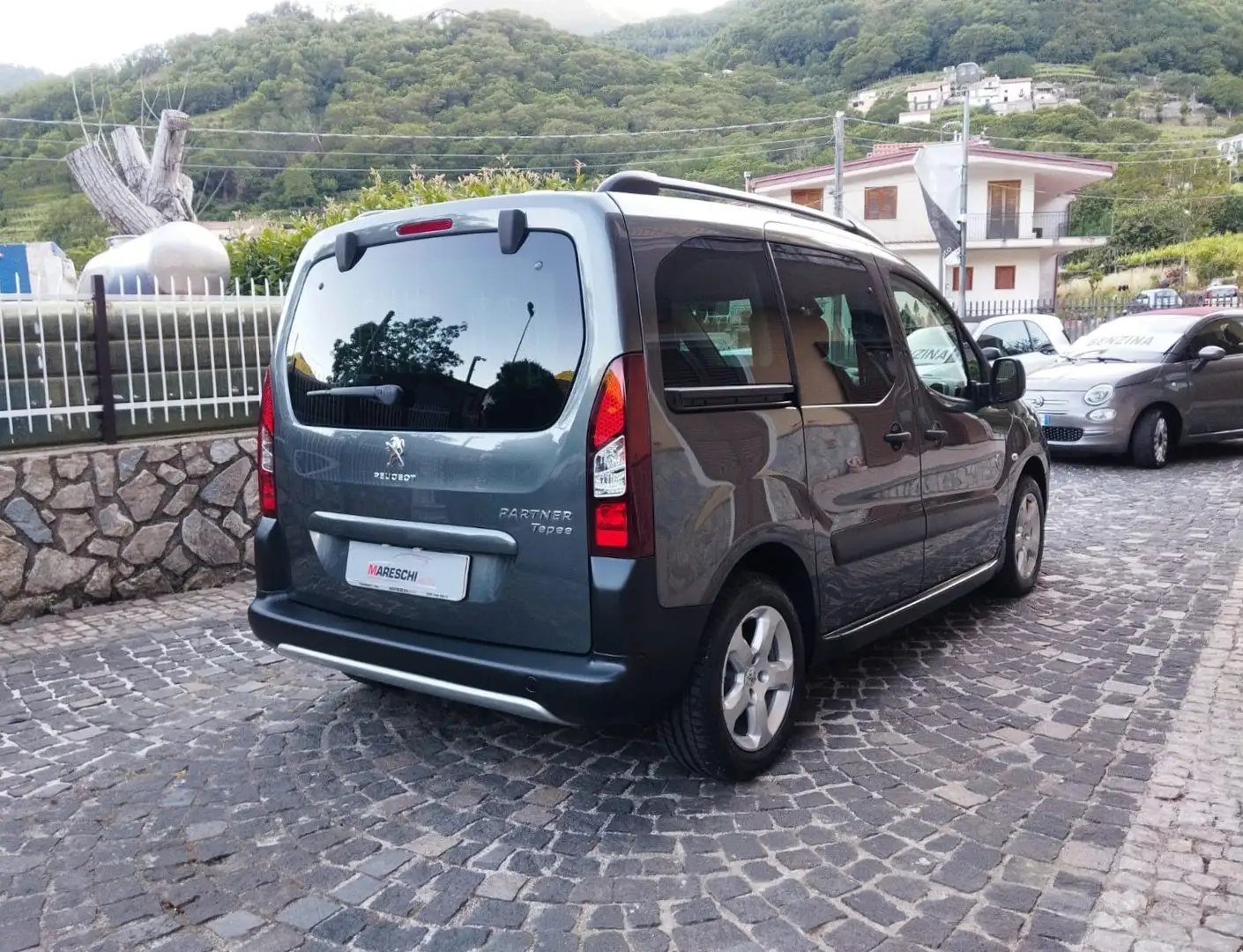 Peugeot Partner Partner Tepee 1.6 hdi Outdoor c/esp 92cv Argento - 2