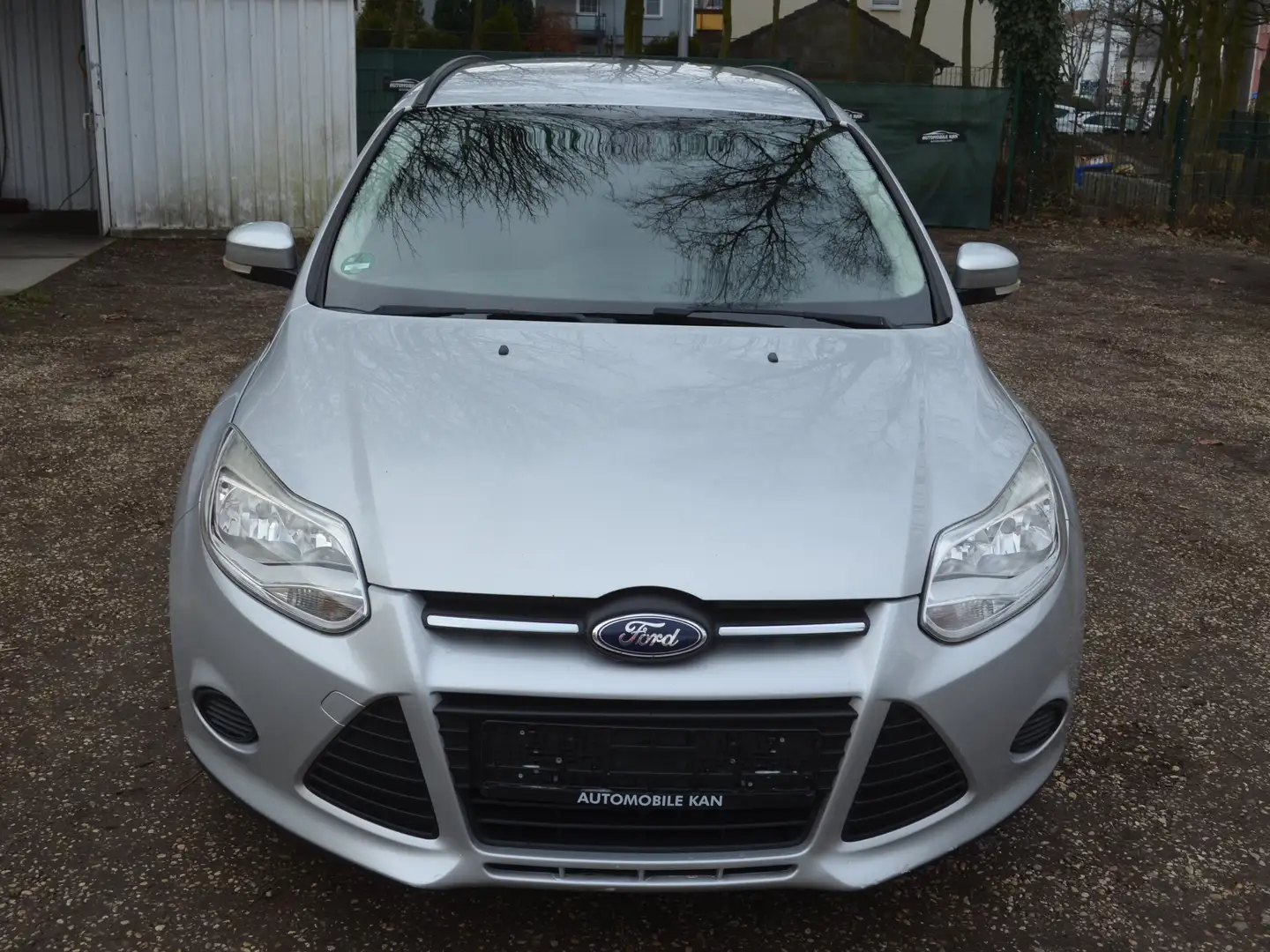 Ford Focus Turnier 1.6 TDCi DPF Trend Grau - 2