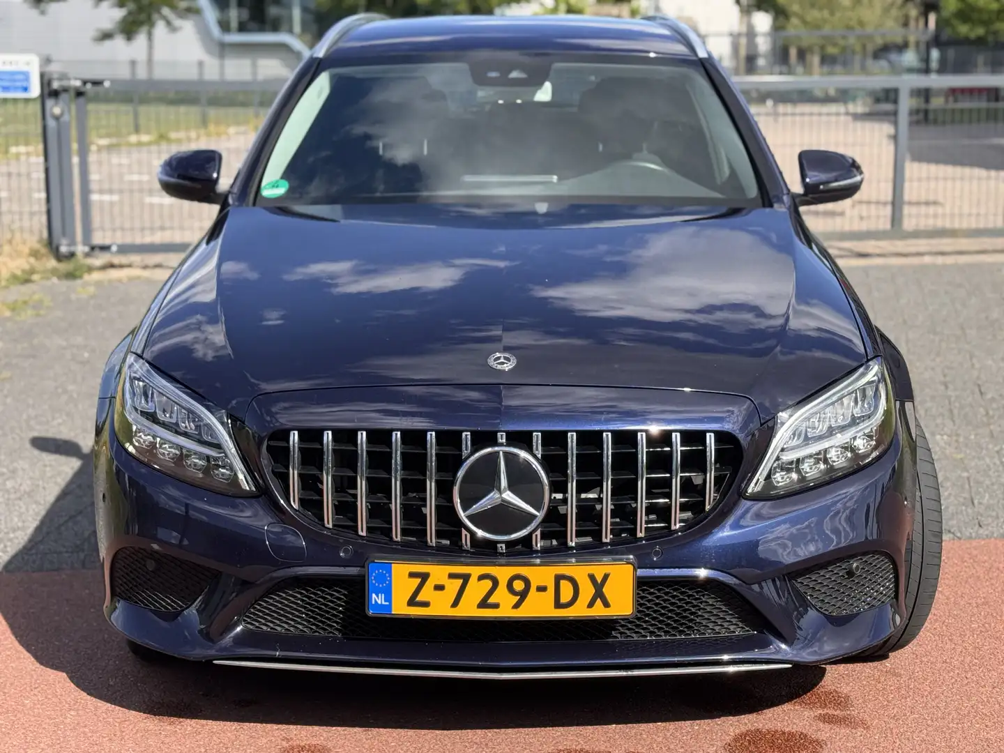 Mercedes-Benz C 300 C300e Premium Plus Pack -320PK - 9G Tronic - 2020 Blauw - 2