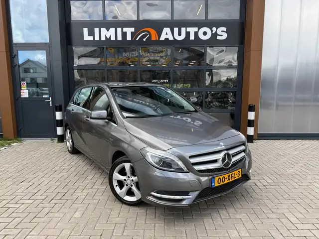 Mercedes-Benz B-Class view 4