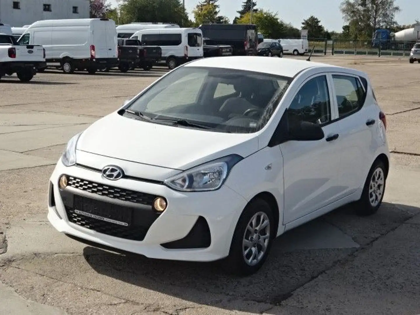 Hyundai i10 Pure Weiß - 2