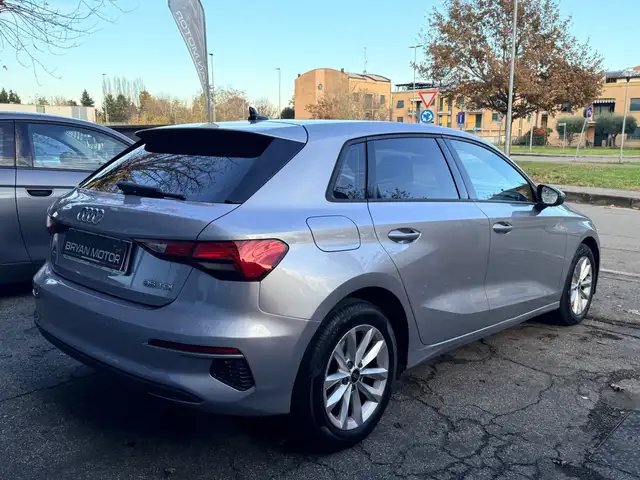 Audi A3 view 5