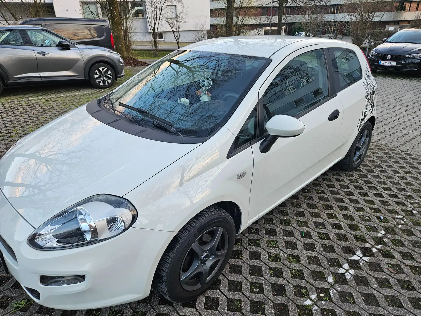 Fiat Punto Evo Punto 1,2 69 Pop Pop Weiß - 1