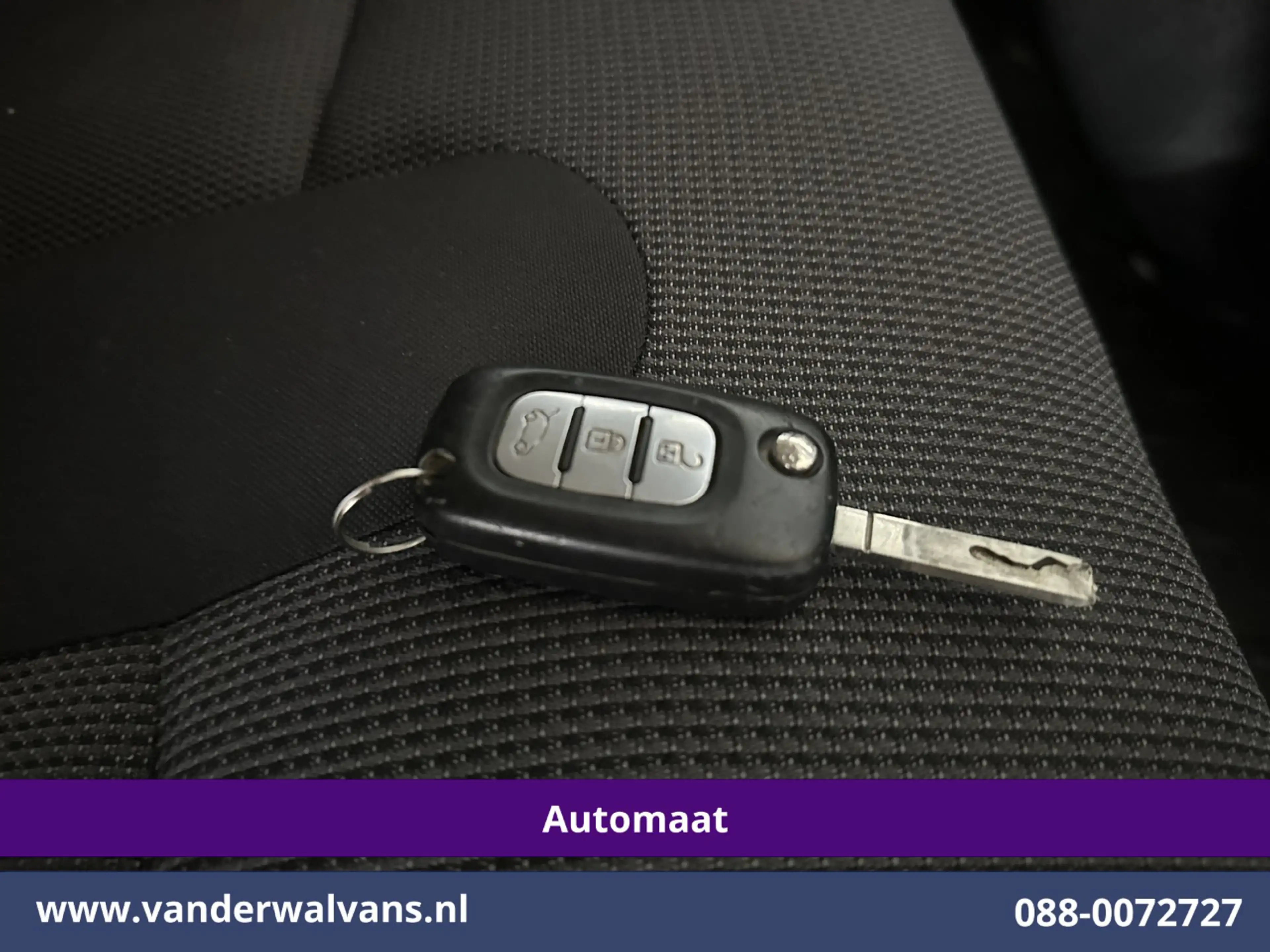 Renault Trafic 2.0 dCi 146pk Automaat L1H1 Euro6 Airco | Navigati — photo 19