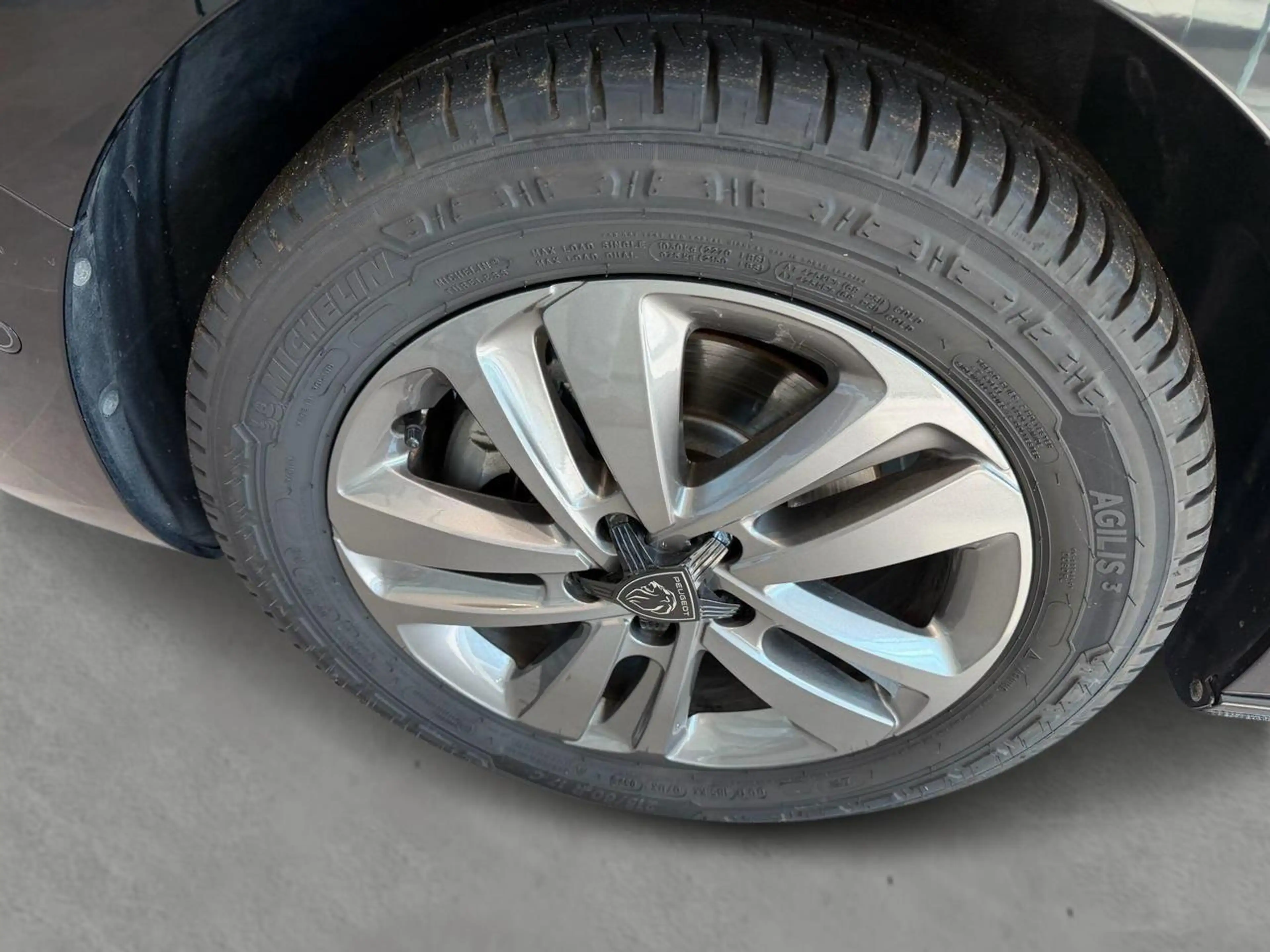 Peugeot Expert Standard L2 2.2 BlueHDi 180 EAT8 — photo 7