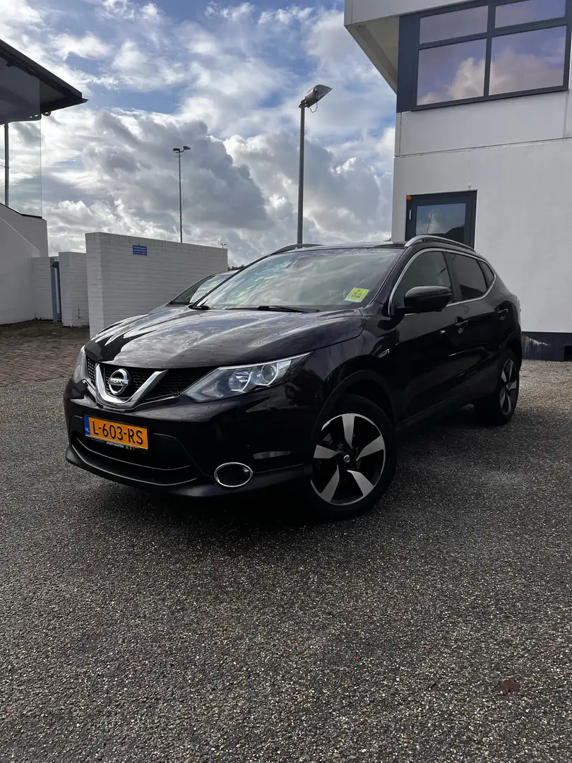 Nissan Qashqai 1.6 N-Vision 163PK PANO TREKHAAK met beurt zie toe Paars - 1