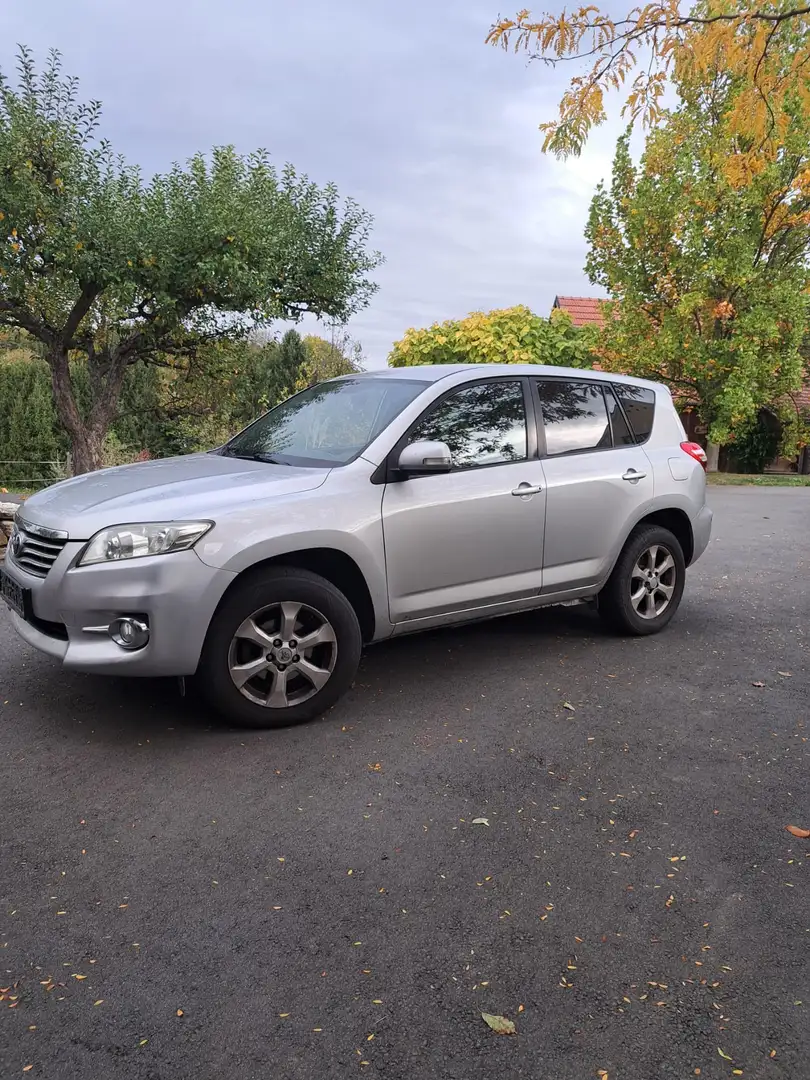 Toyota RAV4 2,2 D-4D 150 DPF 4WD Elegance - 1