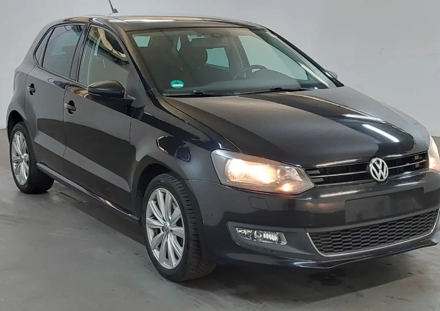 Volkswagen Polo Life Schwarz - 2
