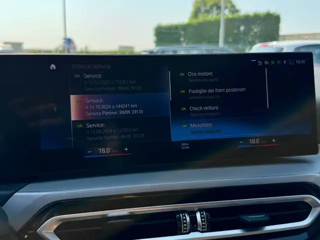 BMW 3 Series view 11