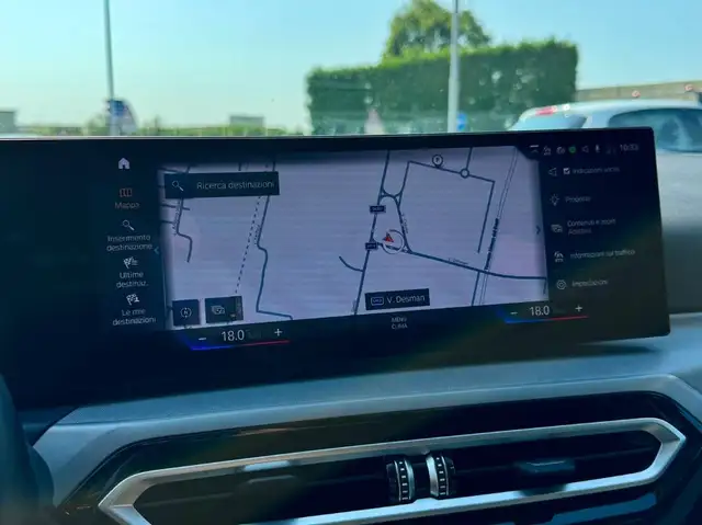 BMW 3 Series view 8