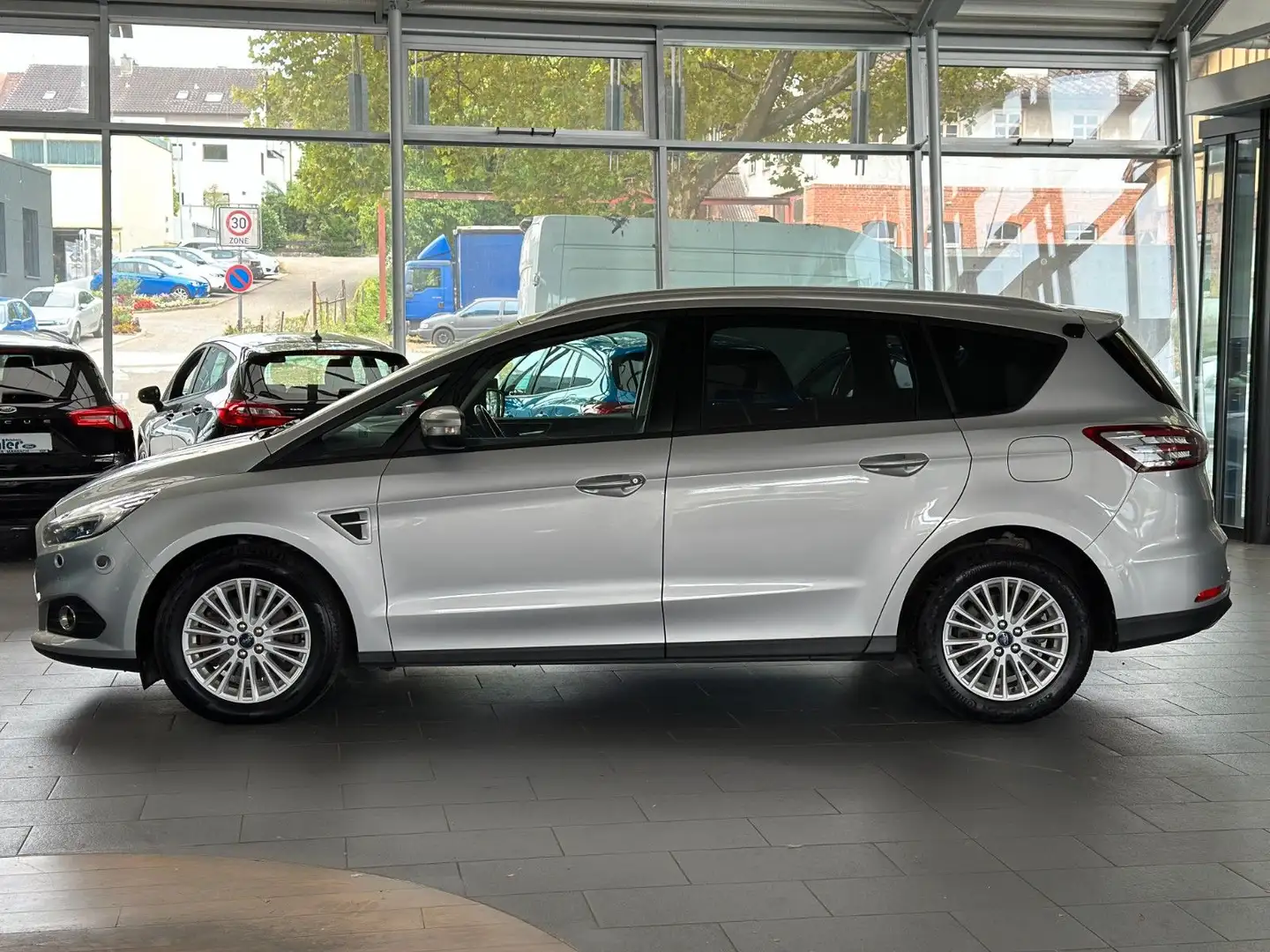 Ford S-Max 2.0 Business Edition #AUTOMATIK #LED #RFK Silber - 2