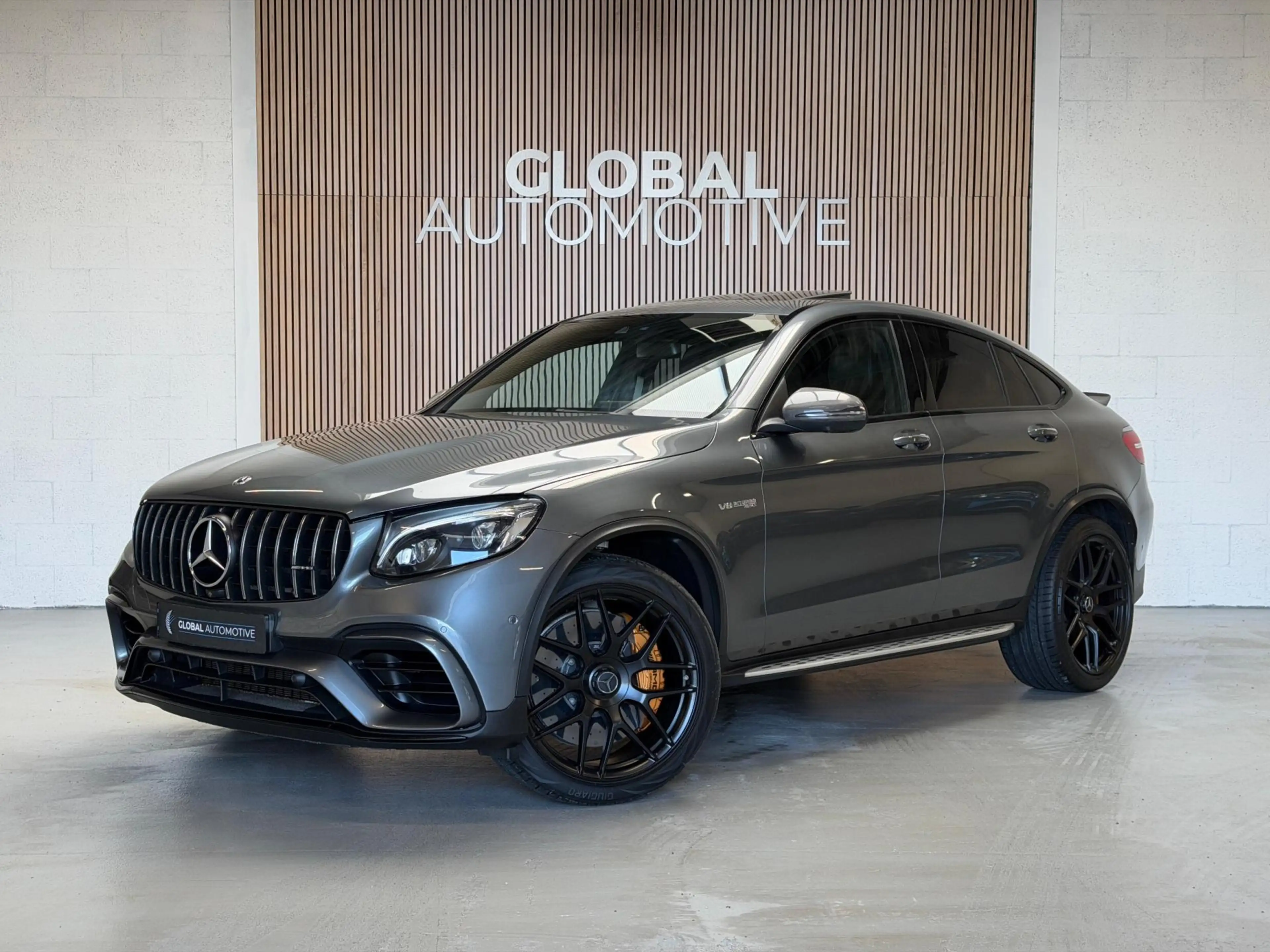 Mercedes-Benz GLC 63 AMG Coupé S 4MATIC+ - KERAMISCHE REMMEN - SCHUIFDAK -