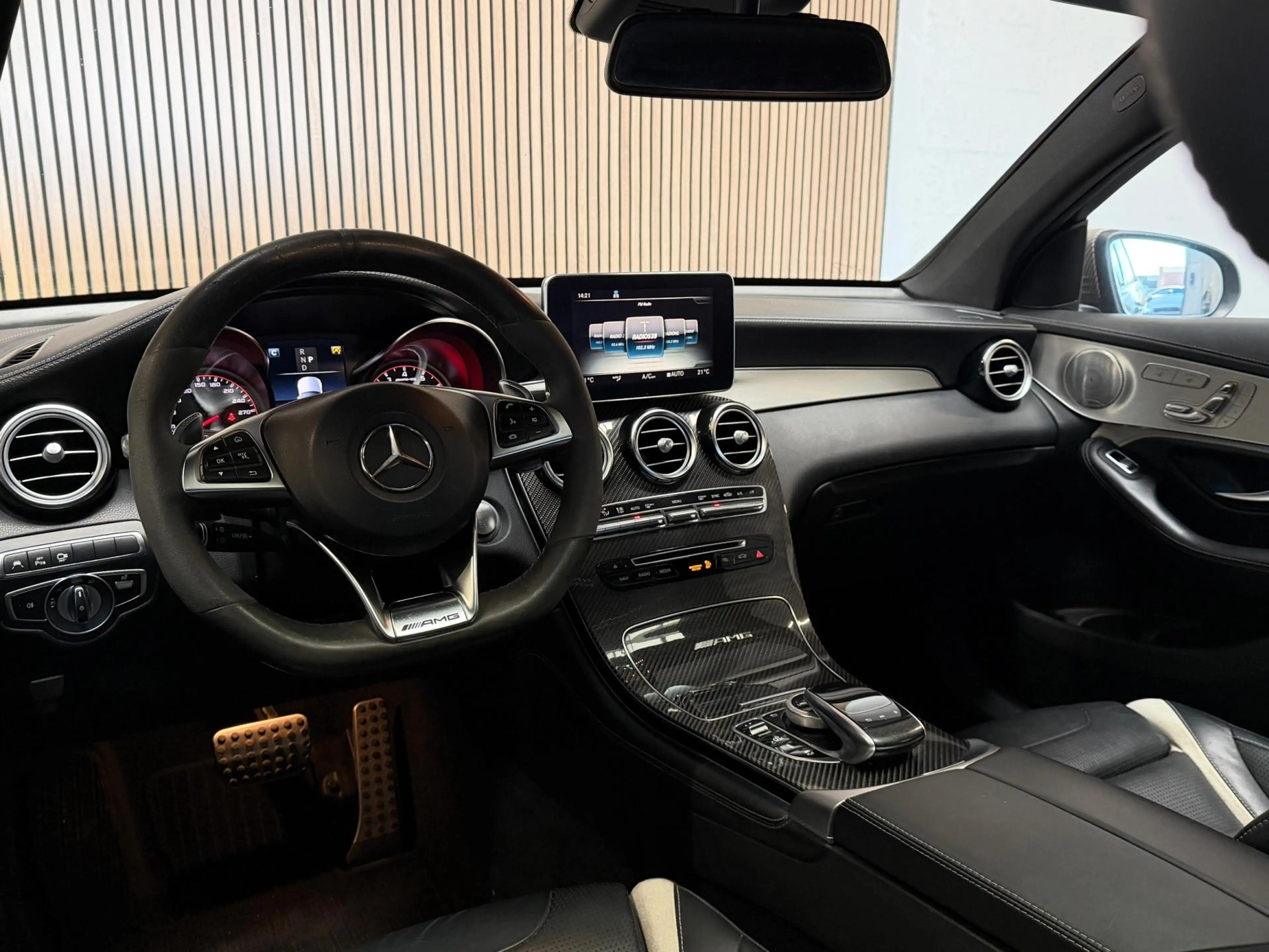 Mercedes-Benz GLC 63 AMG Coupé S 4MATIC+ - KERAMISCHE REMMEN - SCHUIFDAK - — photo 9