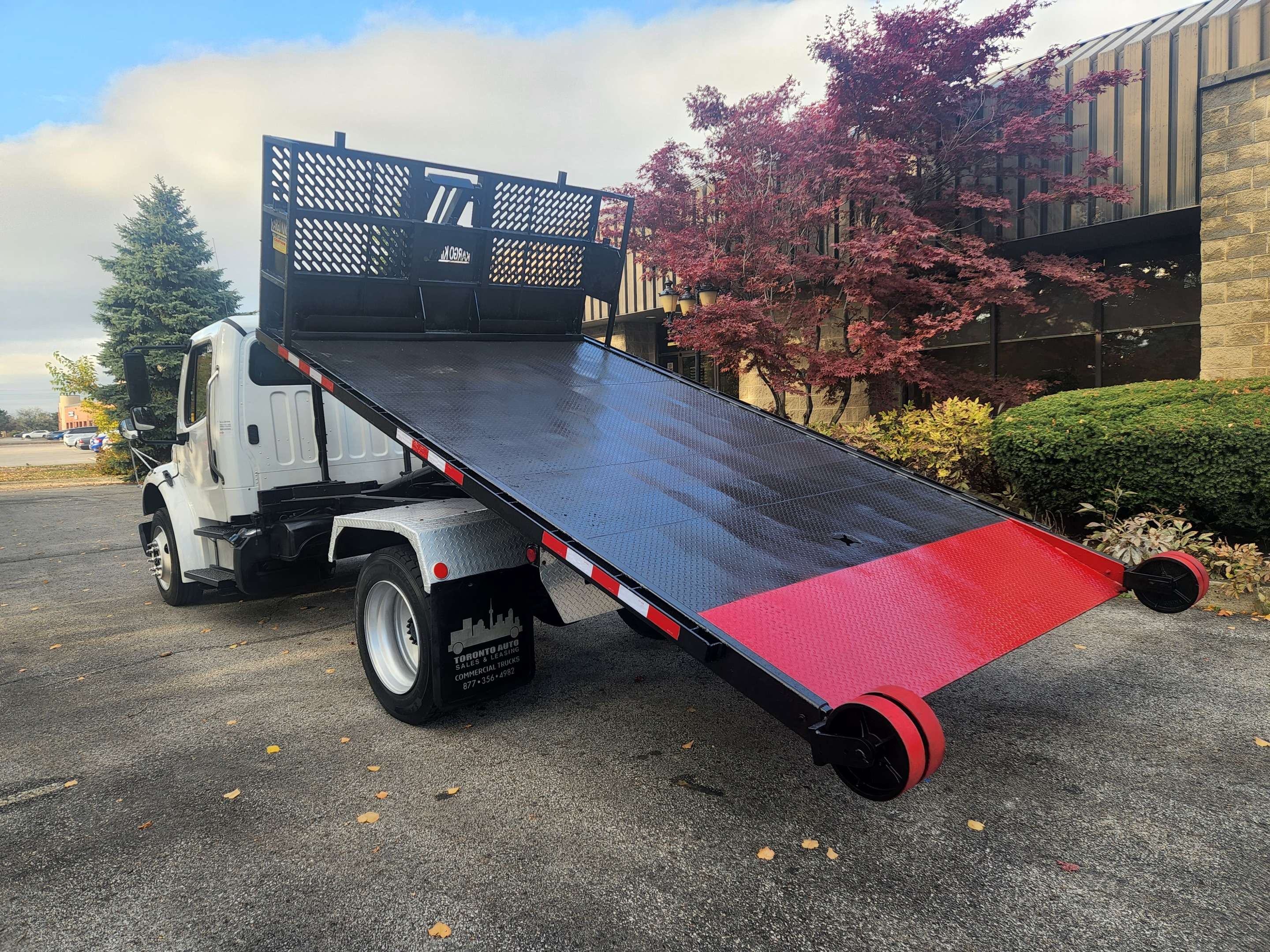 2018 Freightliner M2
