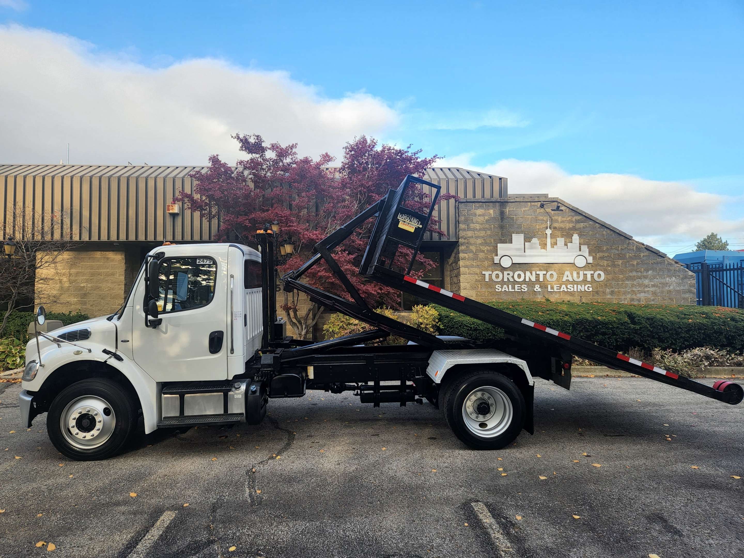 2018 Freightliner M2