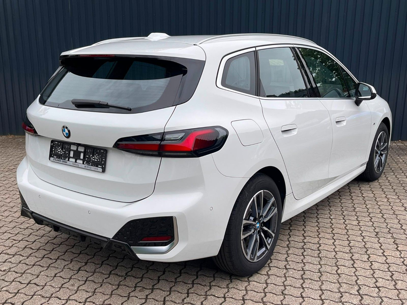 BMW 218 i Aut. Active Tourer M SPORT /Kamera/adapLED — photo 9