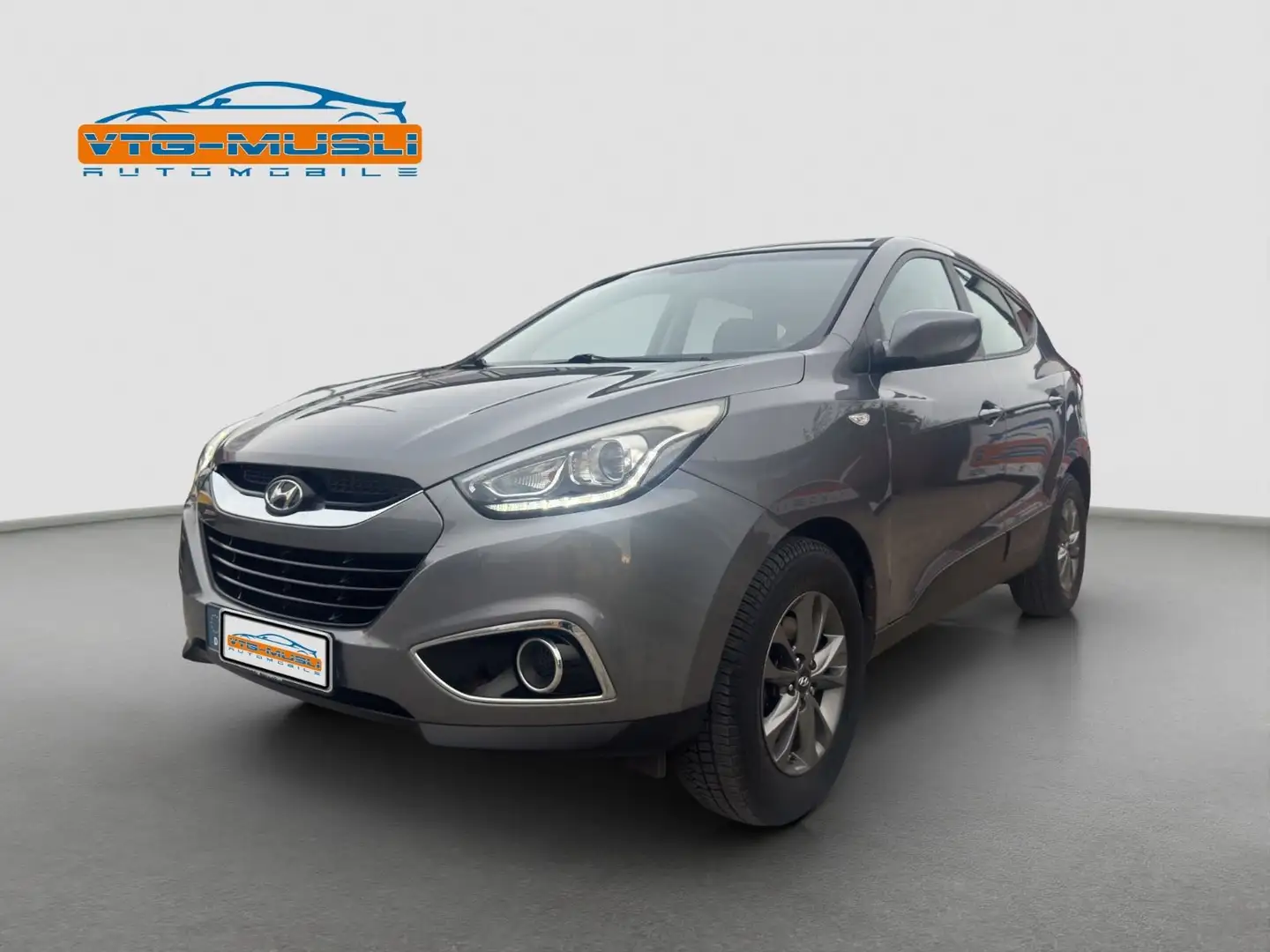 Hyundai iX35 * 1.6 * 135 PS * 70.300 Km * Grau - 1