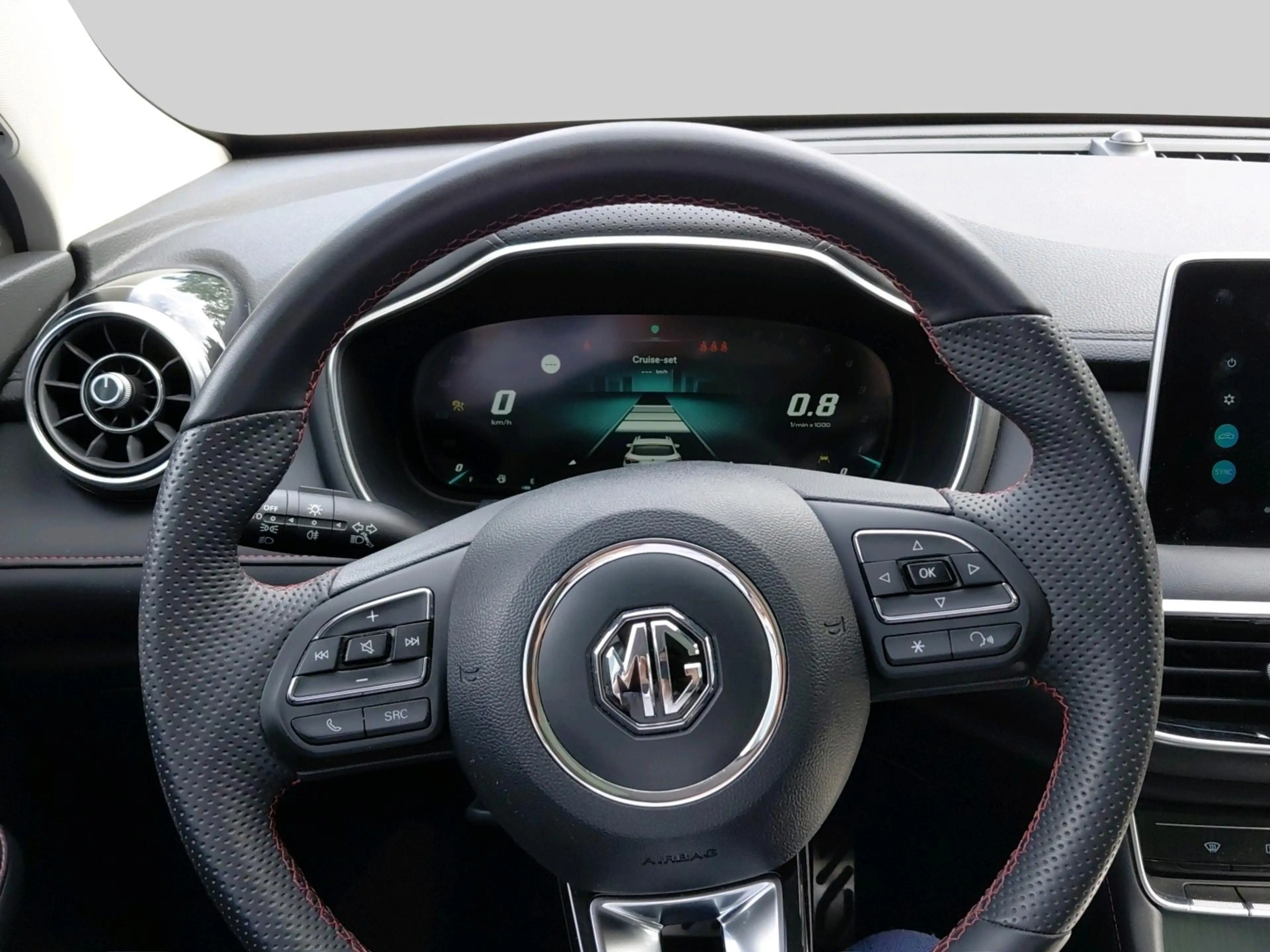 MG HS 1.5T-GDi DCT Luxury — photo 11