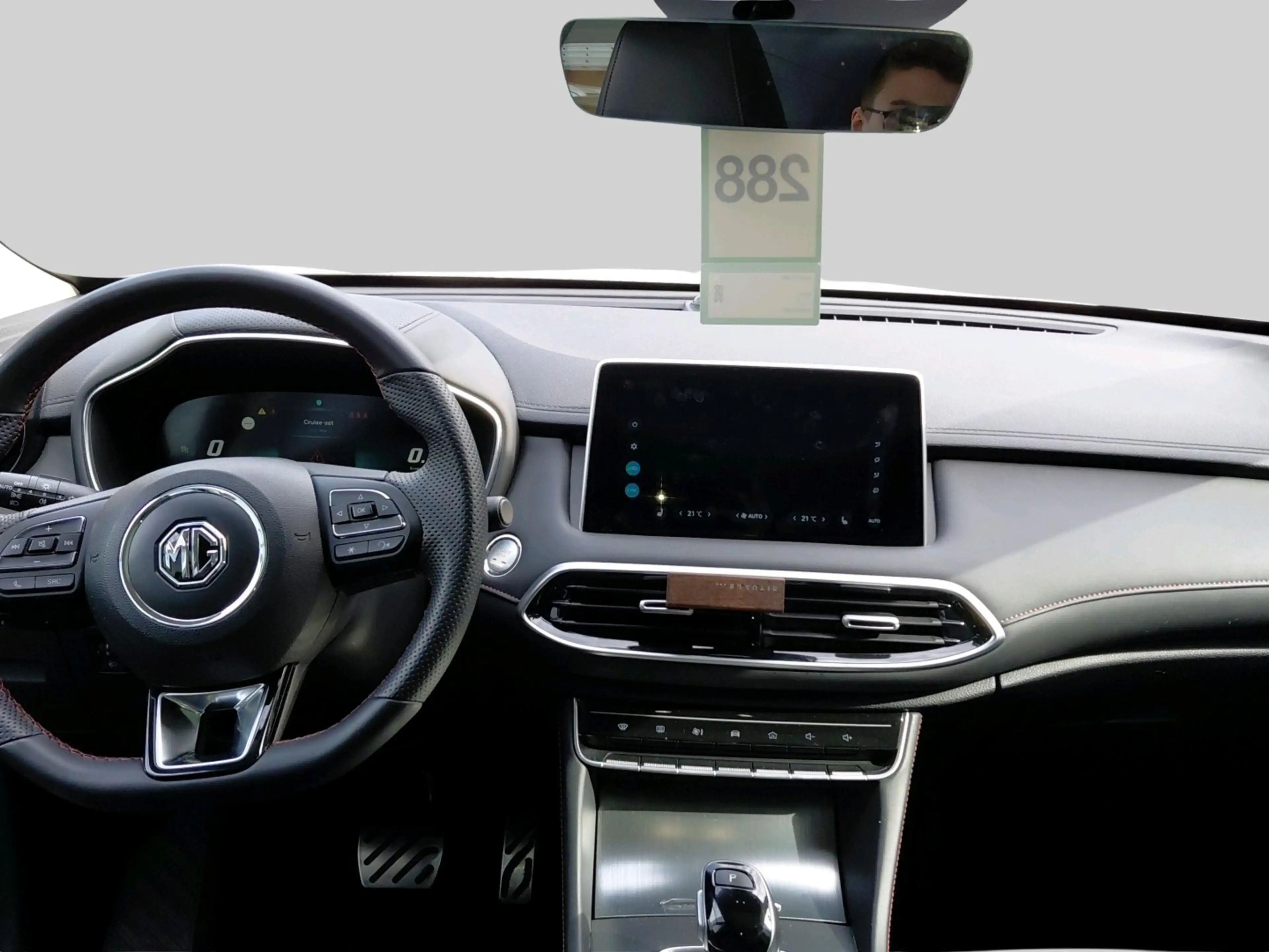 MG HS 1.5T-GDi DCT Luxury — photo 10