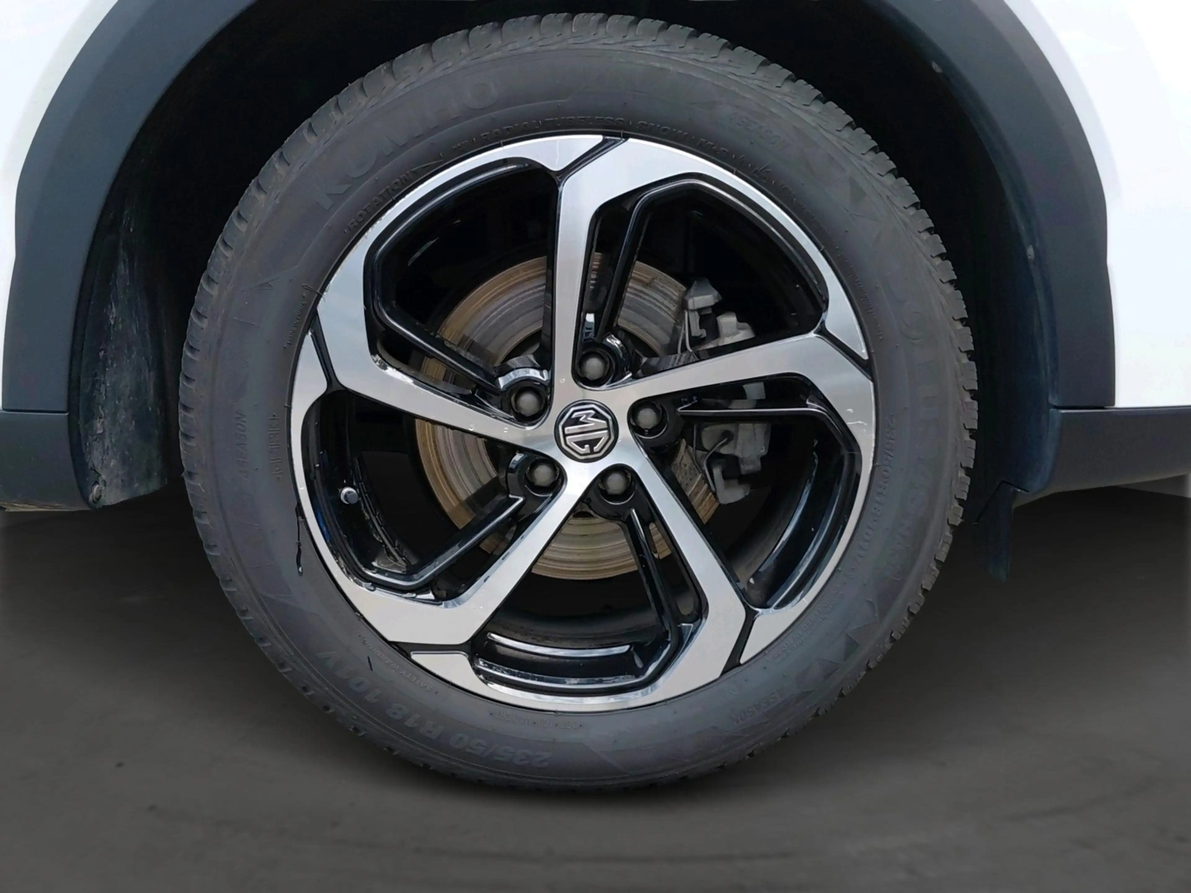 MG HS 1.5T-GDi DCT Luxury — photo 6