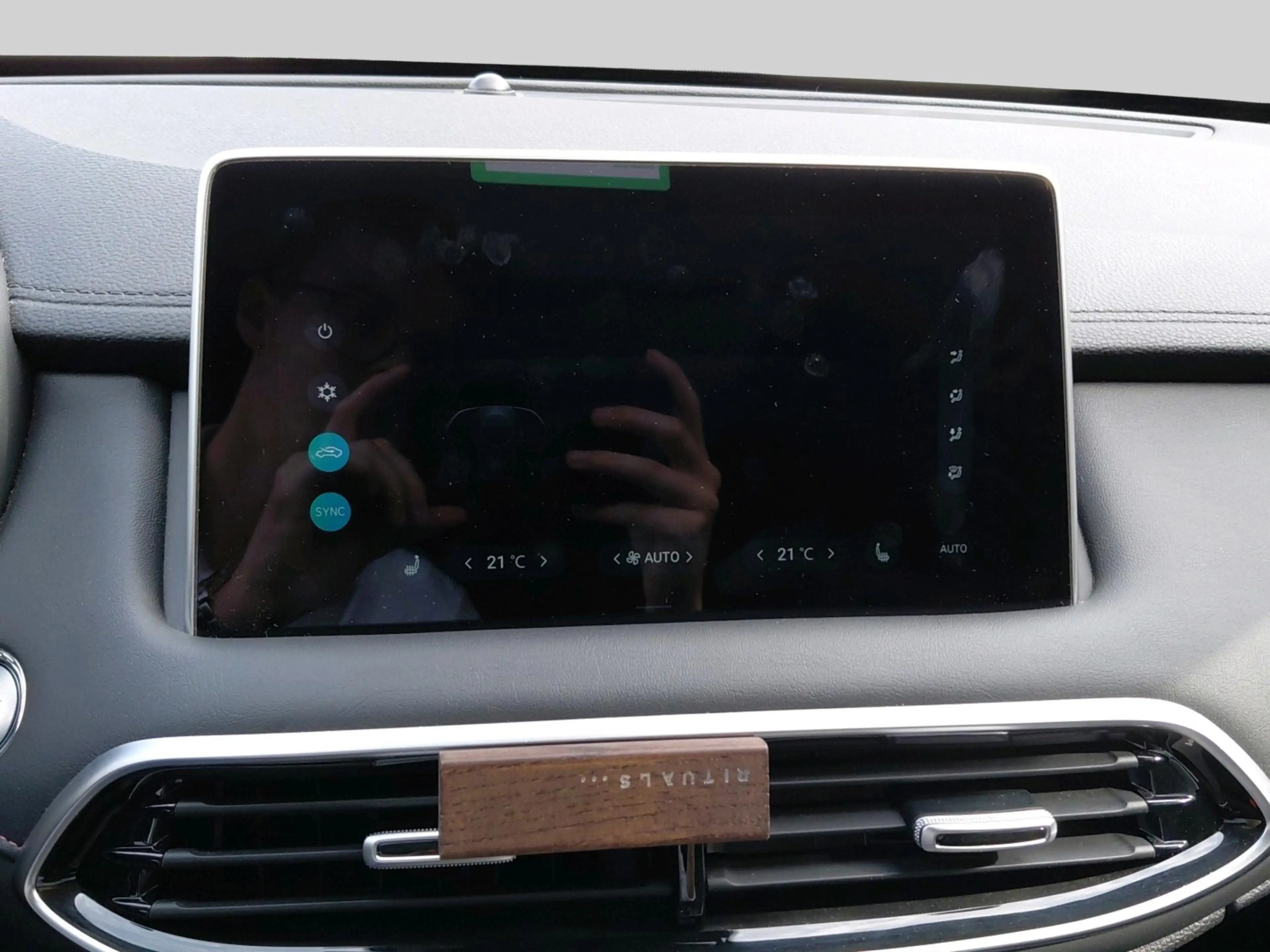 MG HS 1.5T-GDi DCT Luxury — photo 13
