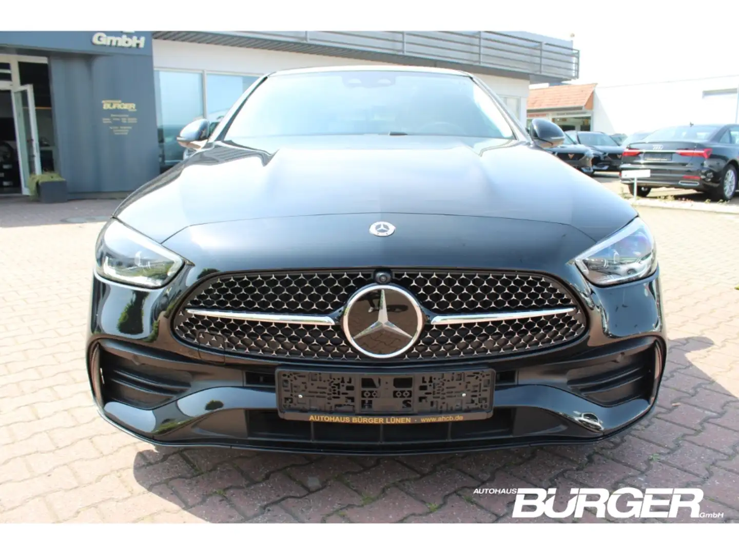 Mercedes-Benz C 200 AMG Pano Digital Light Navi 360°ACC Night Paket Ke Schwarz - 2