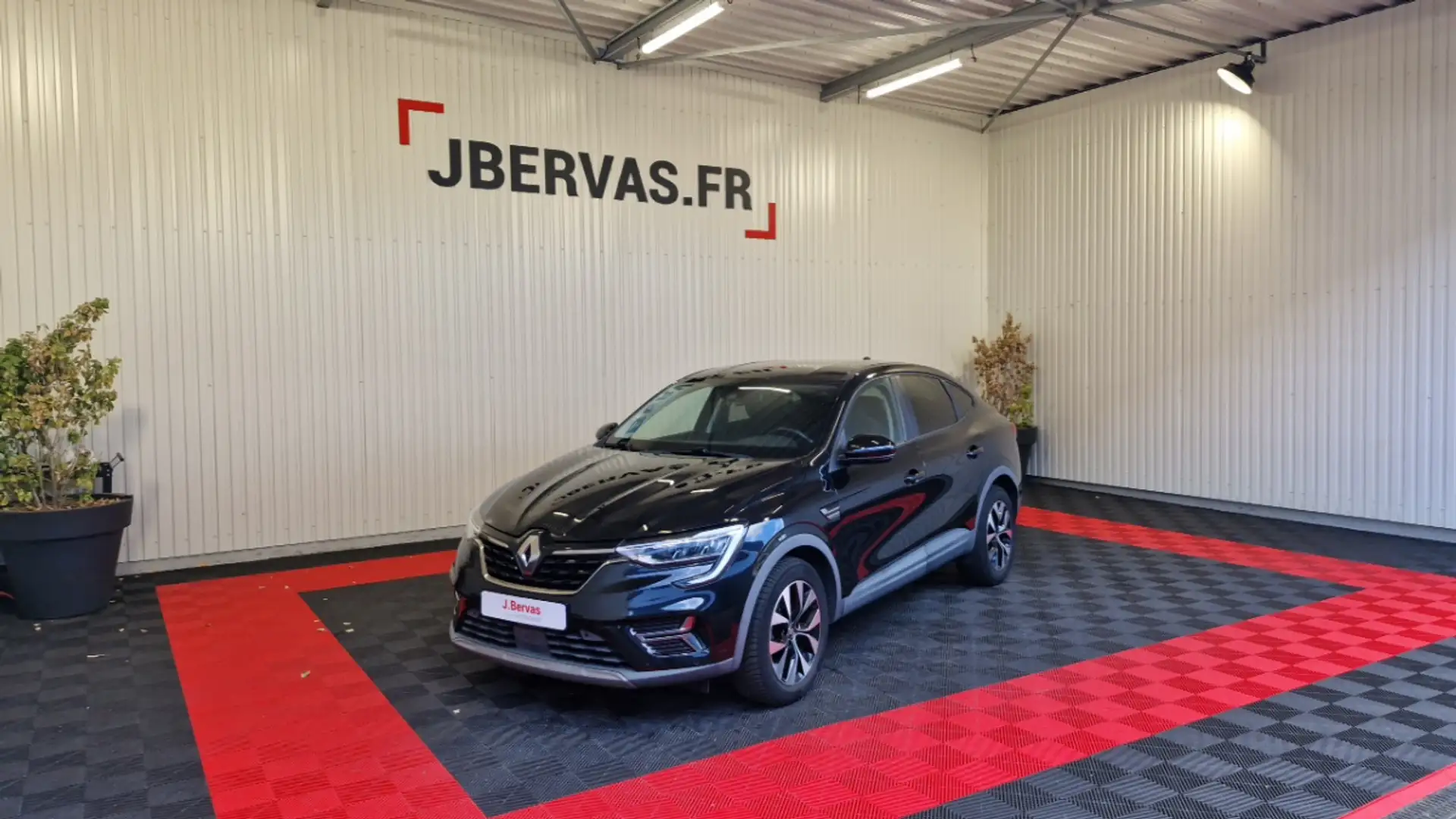 Renault Arkana TCE 140 EDC FAP BUSINESS Noir - 1