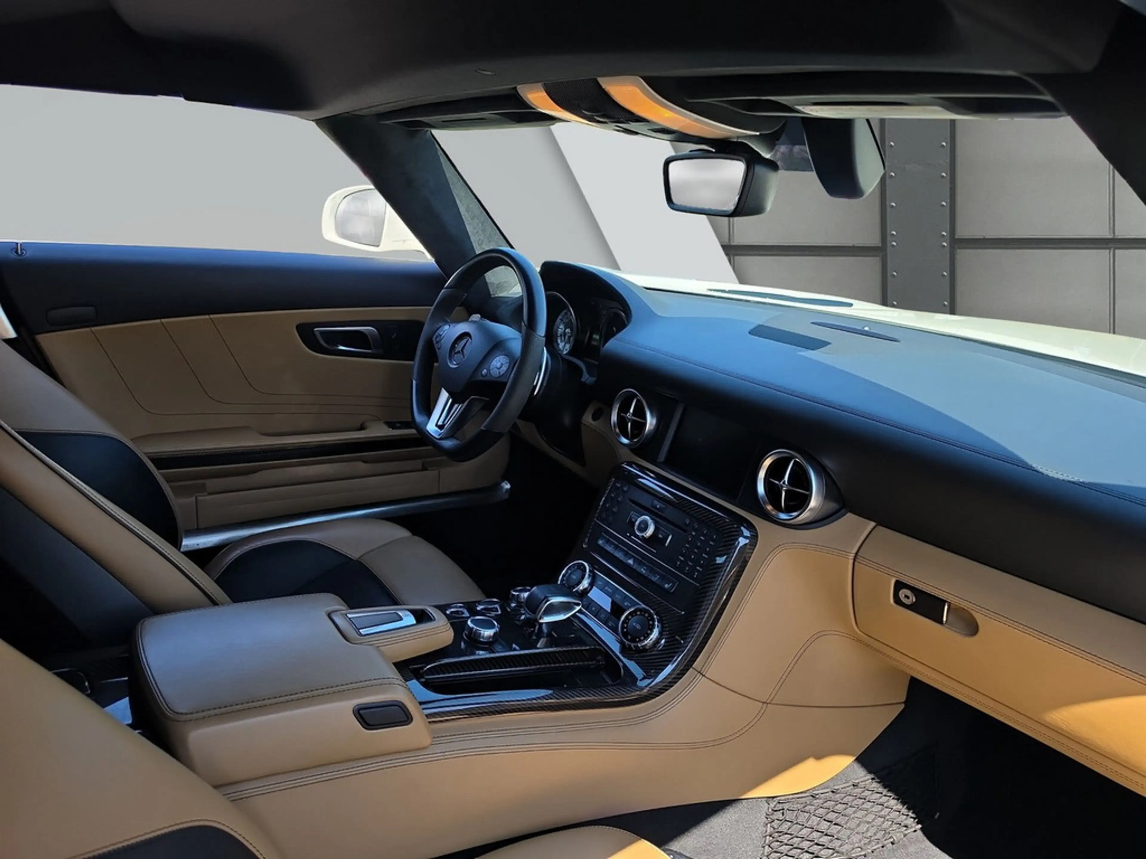 Mercedes-Benz SLS AMG Roadster *KERAMIK*EXCLUSIV*AIRSCARF* Xenon — photo 11
