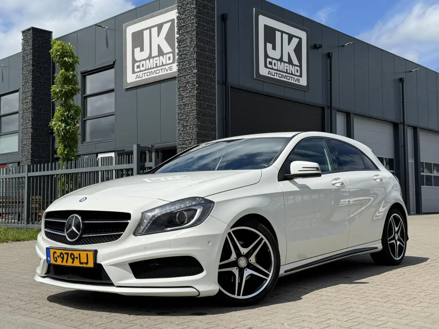 Mercedes-Benz A 180 Prestige AMG | CarPlay | Night | Xenon Blanc - 1